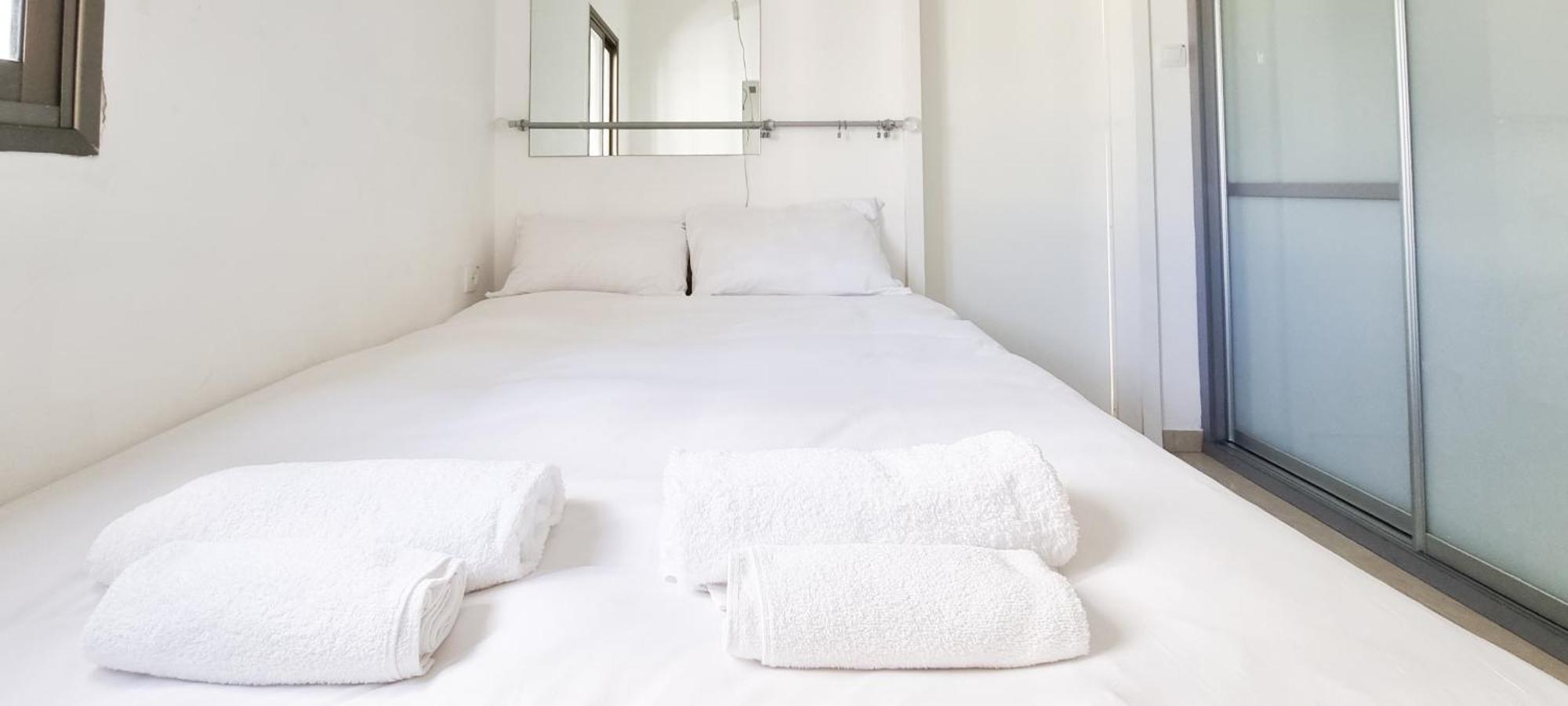 Bnb Israel Apartments - Harav Kook Lilas 텔아비브 외부 사진