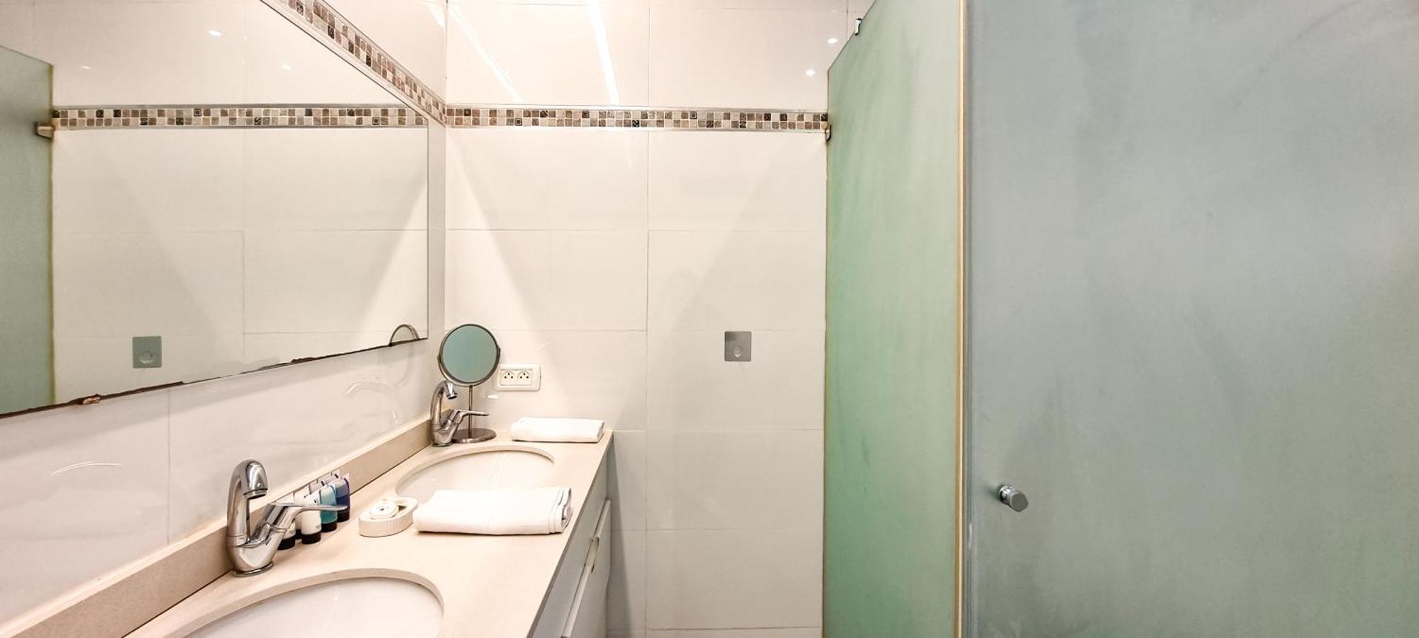 Bnb Israel Apartments - Harav Kook Lilas 텔아비브 외부 사진